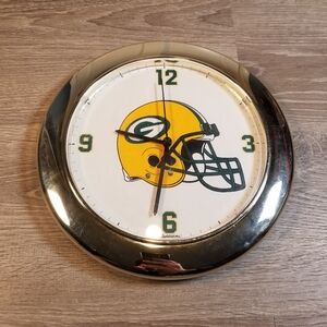 Vintage 90s Green Bay Packers Sportsman By Bulova Wall Clock W/ Gold Trim Works!